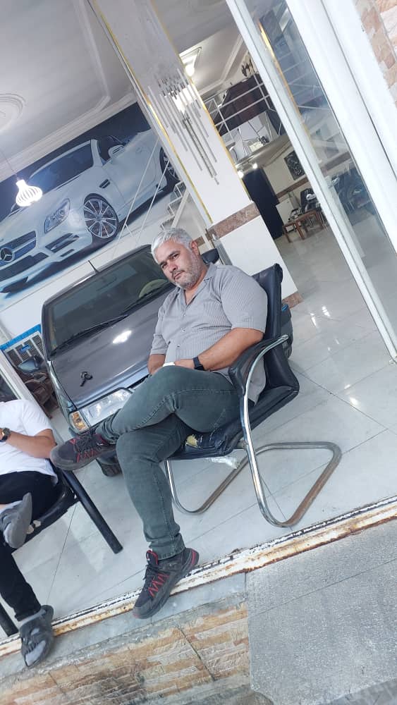 اکبر عباس زاده